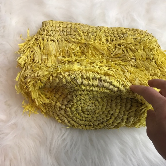 NWOT Natalie Alamein Yellow Rafia Clutch - Picture 4 of 4